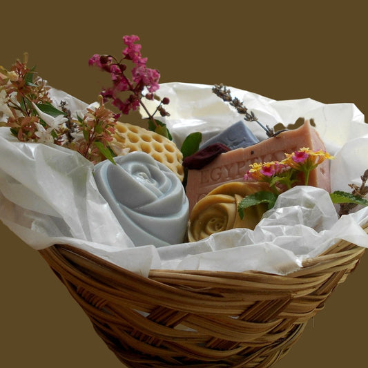 Gift basket floral soaps scent 